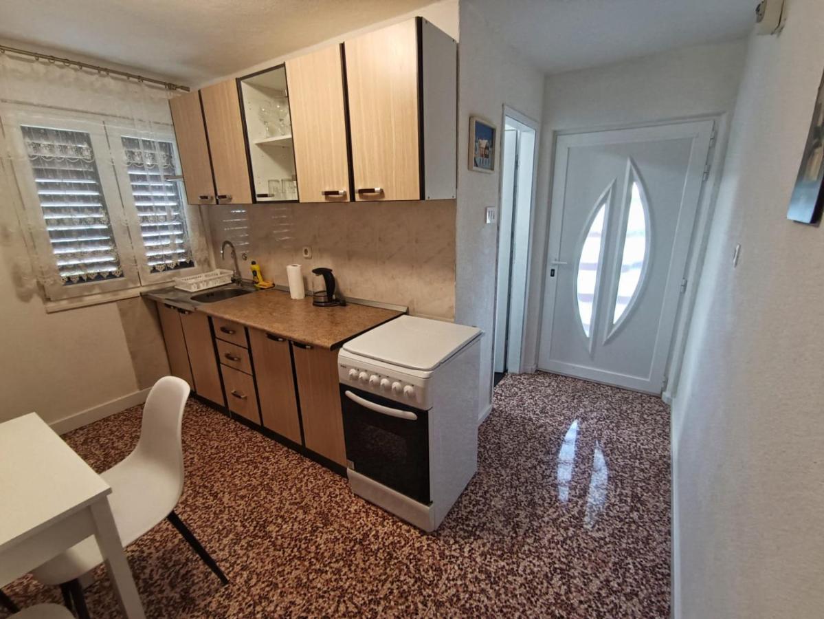Guesthouse Eljuga Family Stari Grad  Exterior photo
